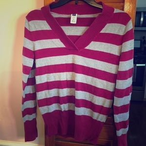 GAP Women’s Sweater, size Medium